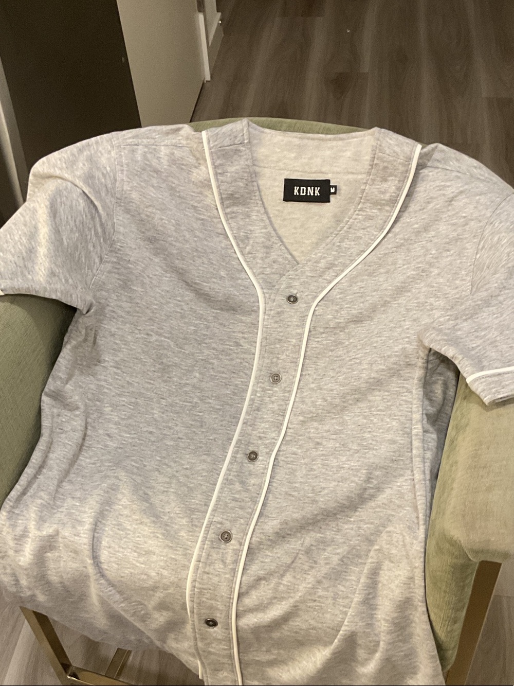 KDNK Women’s Light Gray Button-Front Baseball Tee